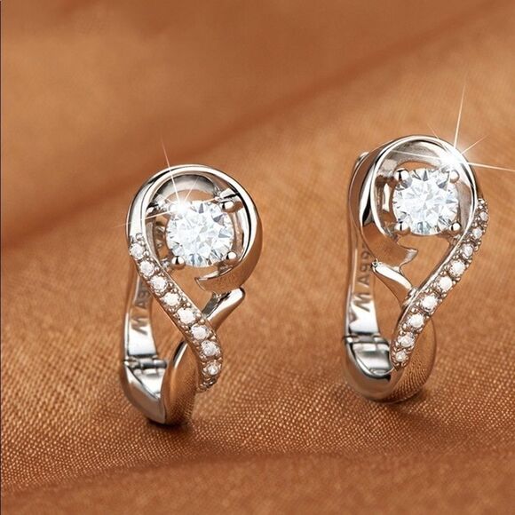 Jewelry - Beautiful
Sterling Silver CZ Diamond Earrings
